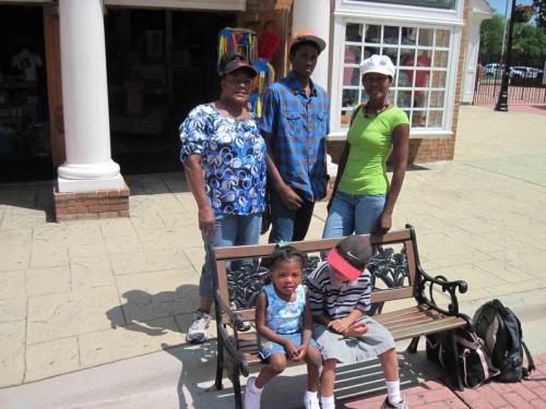  Edna, Chev, Titrena, Abbe and Dominic at Six Flags