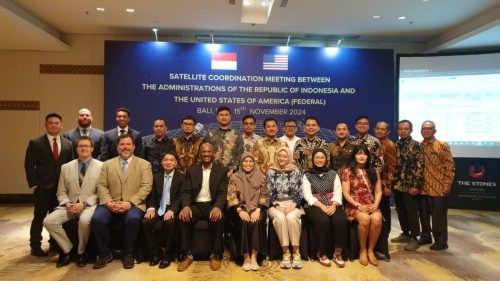 US and Indonesian delegates